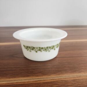 PYREX Vintage Crazy Daisy Spring Blossom Butter Dish Bowl No Lid 75 Corning